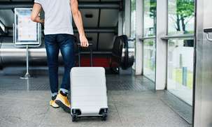 Collecting Luggage