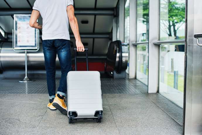 Collecting Luggage